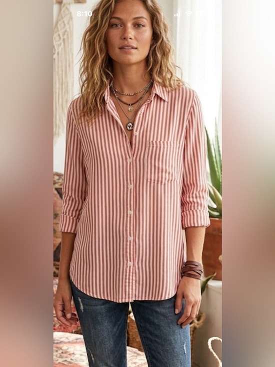 beachlunchlounge Tops - Beach Lunch Lounge White Red Striped Button-Up Shirt Relaxed Fit Small